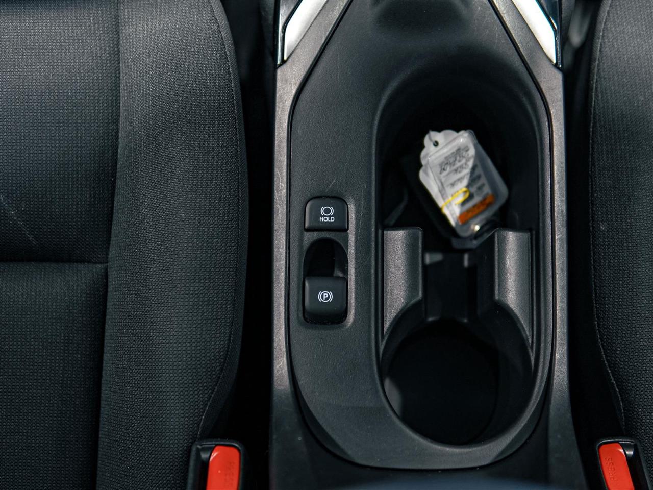 2025 Toyota Corolla LE | UPGRADE | NO ACCIDENTS | SUNROOF Photo