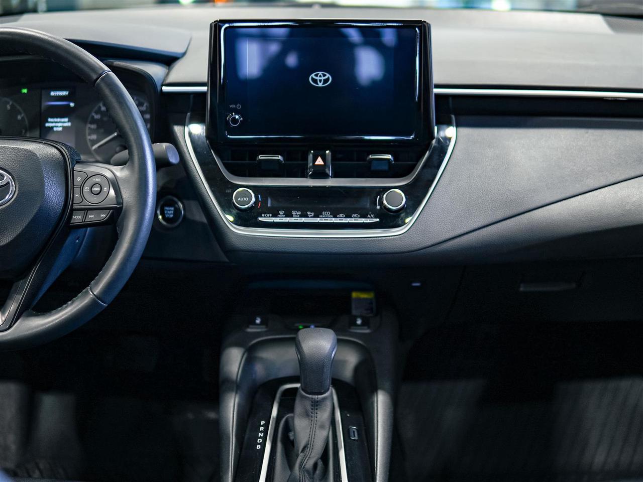 2025 Toyota Corolla LE | UPGRADE | NO ACCIDENTS | SUNROOF Photo