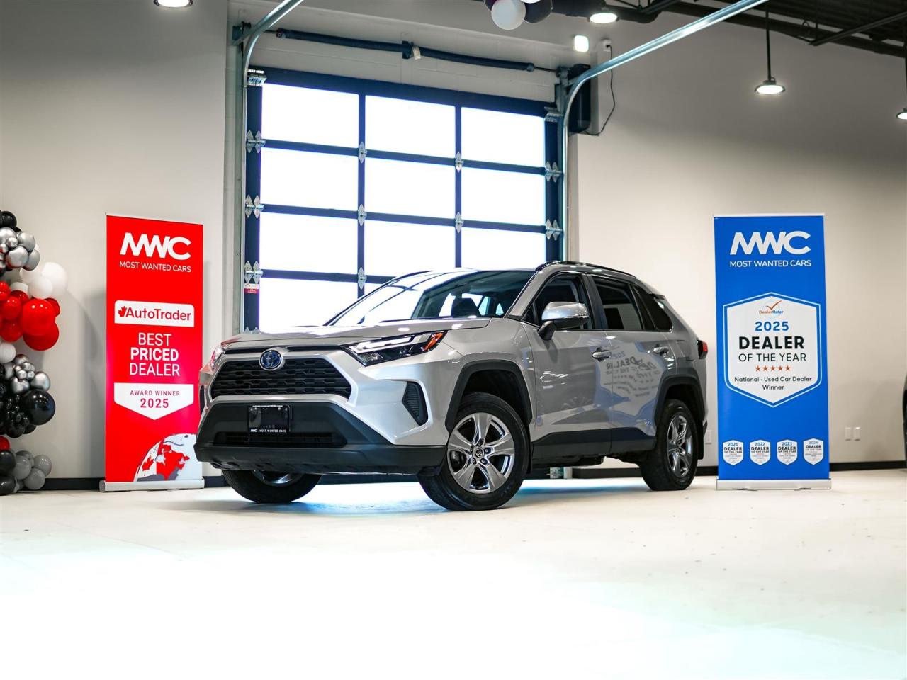 2024 Toyota RAV4 Hybrid HYBRID XLE | NO ACCIDENTS | ONE OWNER Photo