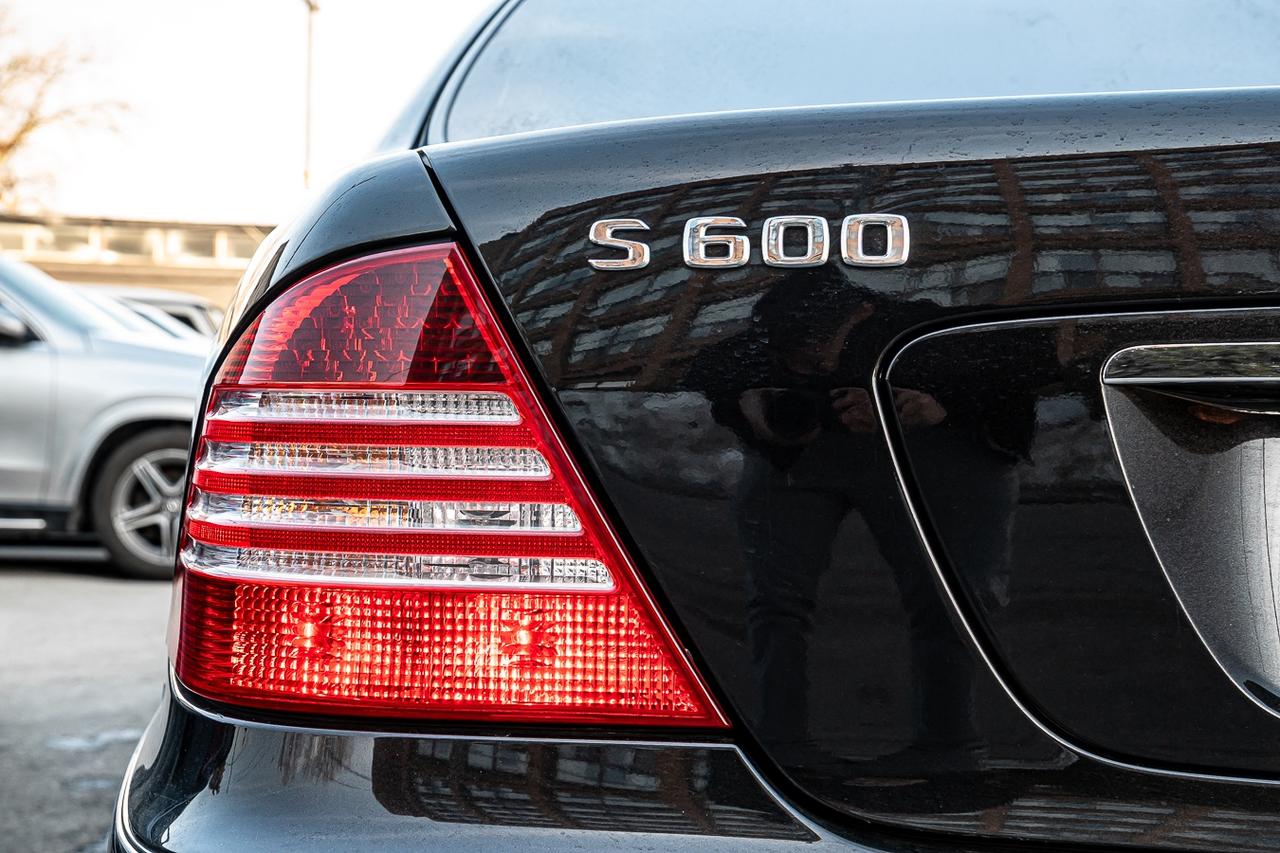 2004 Mercedes-Benz S-Class V12 S600  | CLEAN CARFAX | FULL OPTION | LOW KM | Photo