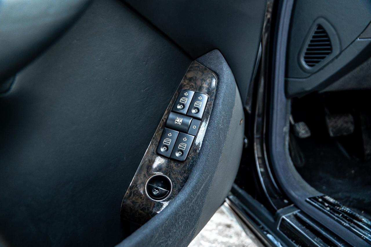 2004 Mercedes-Benz S-Class V12 S600  | CLEAN CARFAX | FULL OPTION | LOW KM | Photo