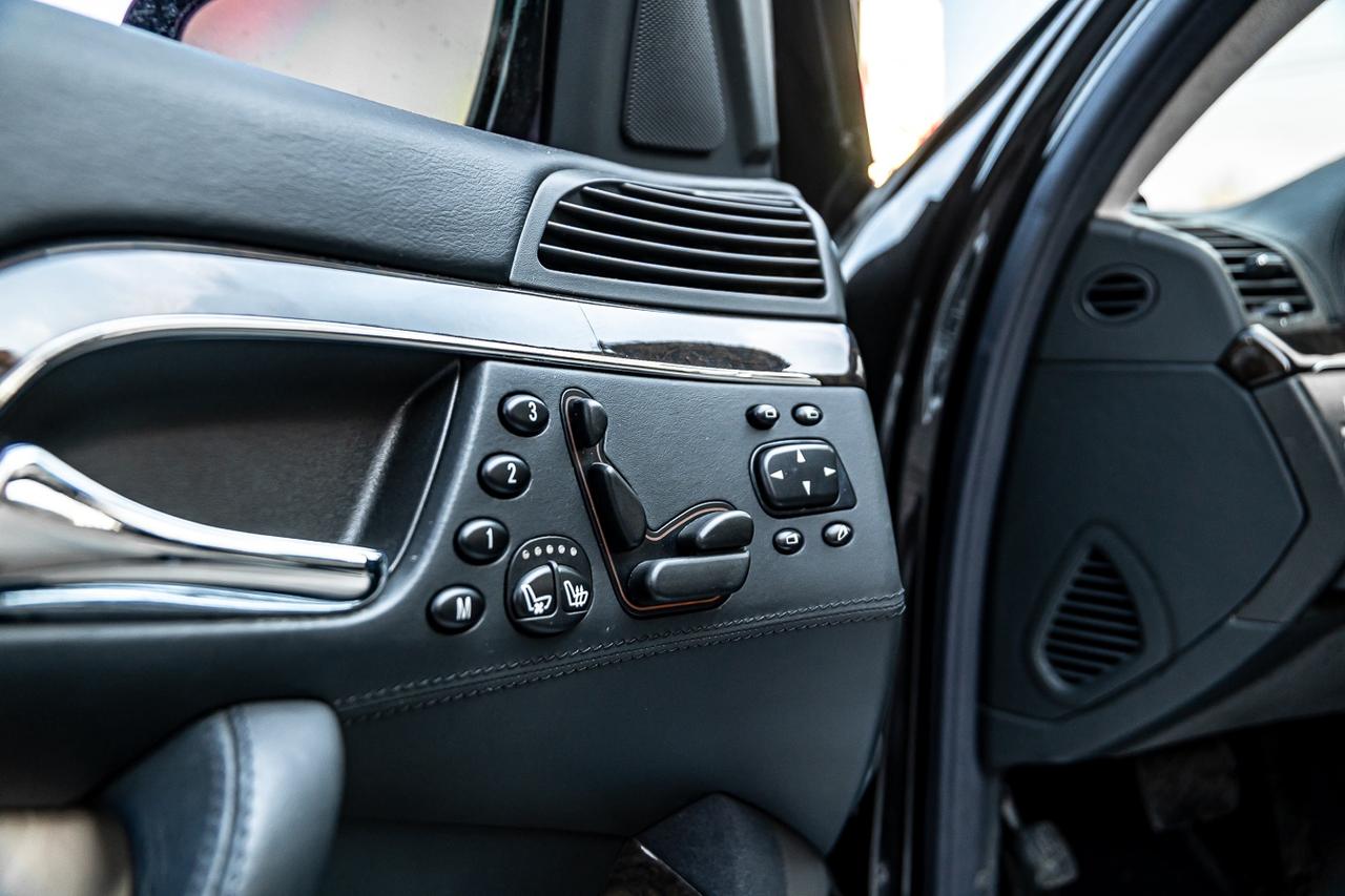 2004 Mercedes-Benz S-Class V12 S600  | CLEAN CARFAX | FULL OPTION | LOW KM | Photo