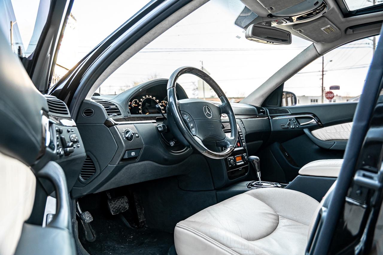 2004 Mercedes-Benz S-Class V12 S600  | CLEAN CARFAX | FULL OPTION | LOW KM | Photo