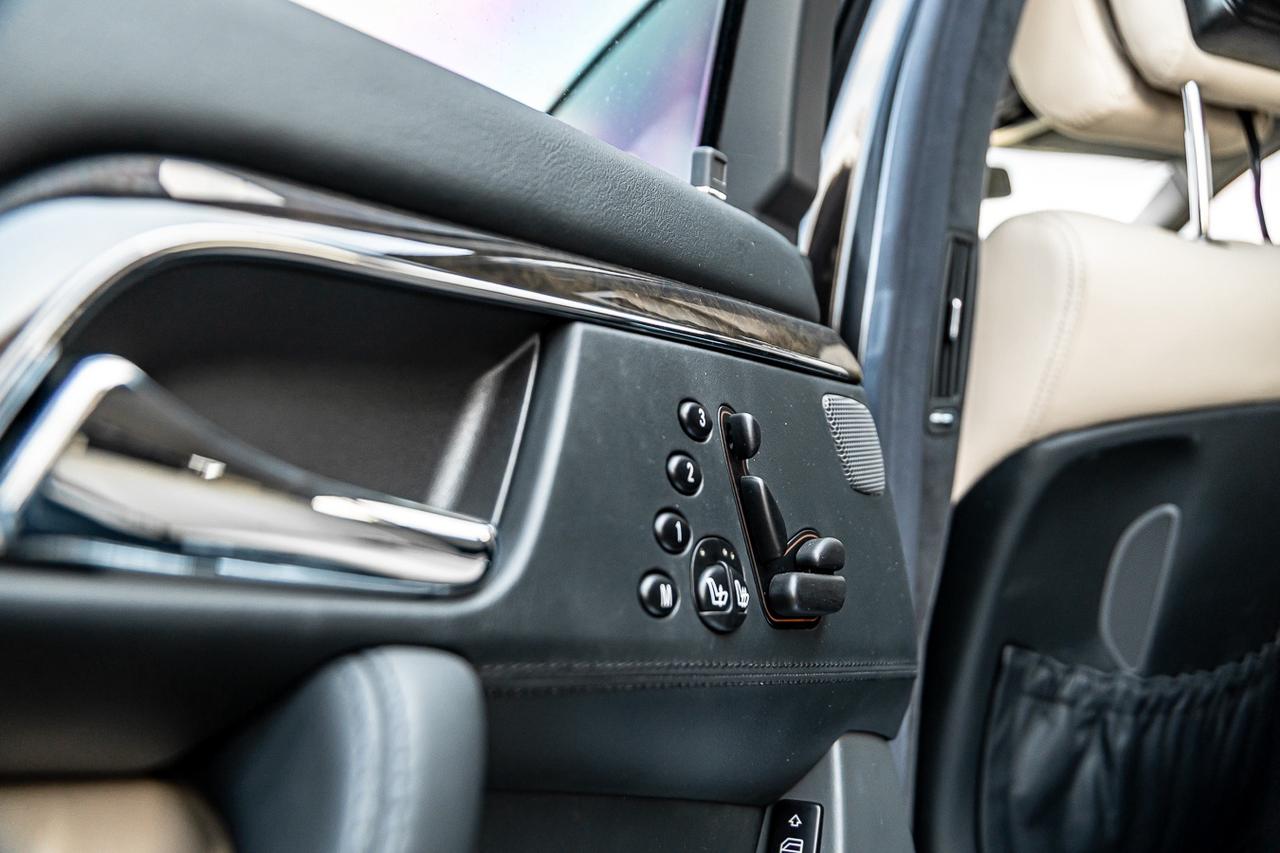 2004 Mercedes-Benz S-Class V12 S600  | CLEAN CARFAX | FULL OPTION | LOW KM | Photo