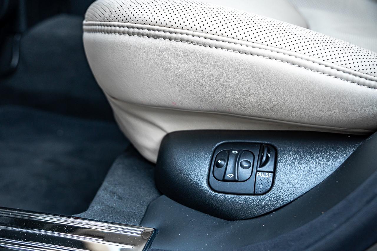 2004 Mercedes-Benz S-Class V12 S600  | CLEAN CARFAX | FULL OPTION | LOW KM | Photo