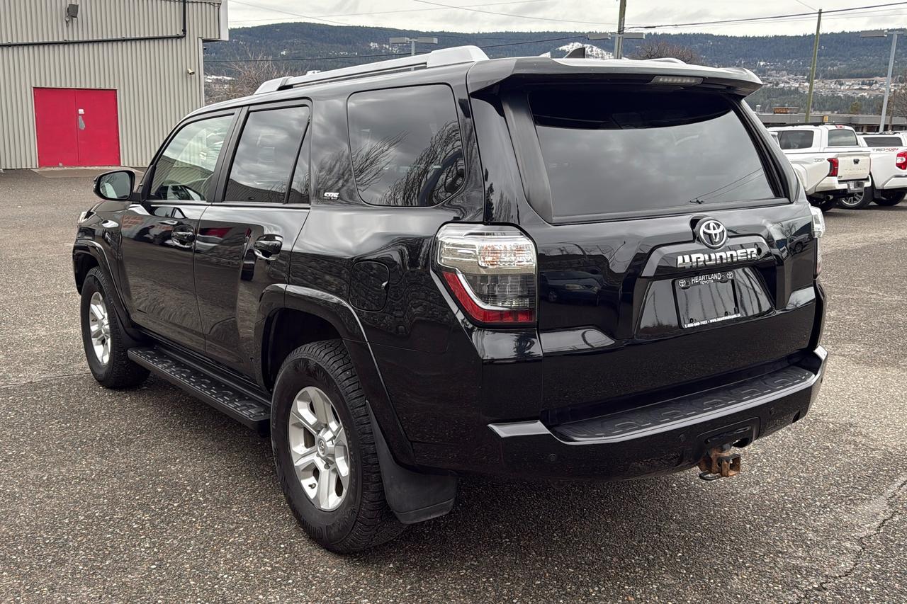 2017 Toyota 4Runner SR5 Premium Photo