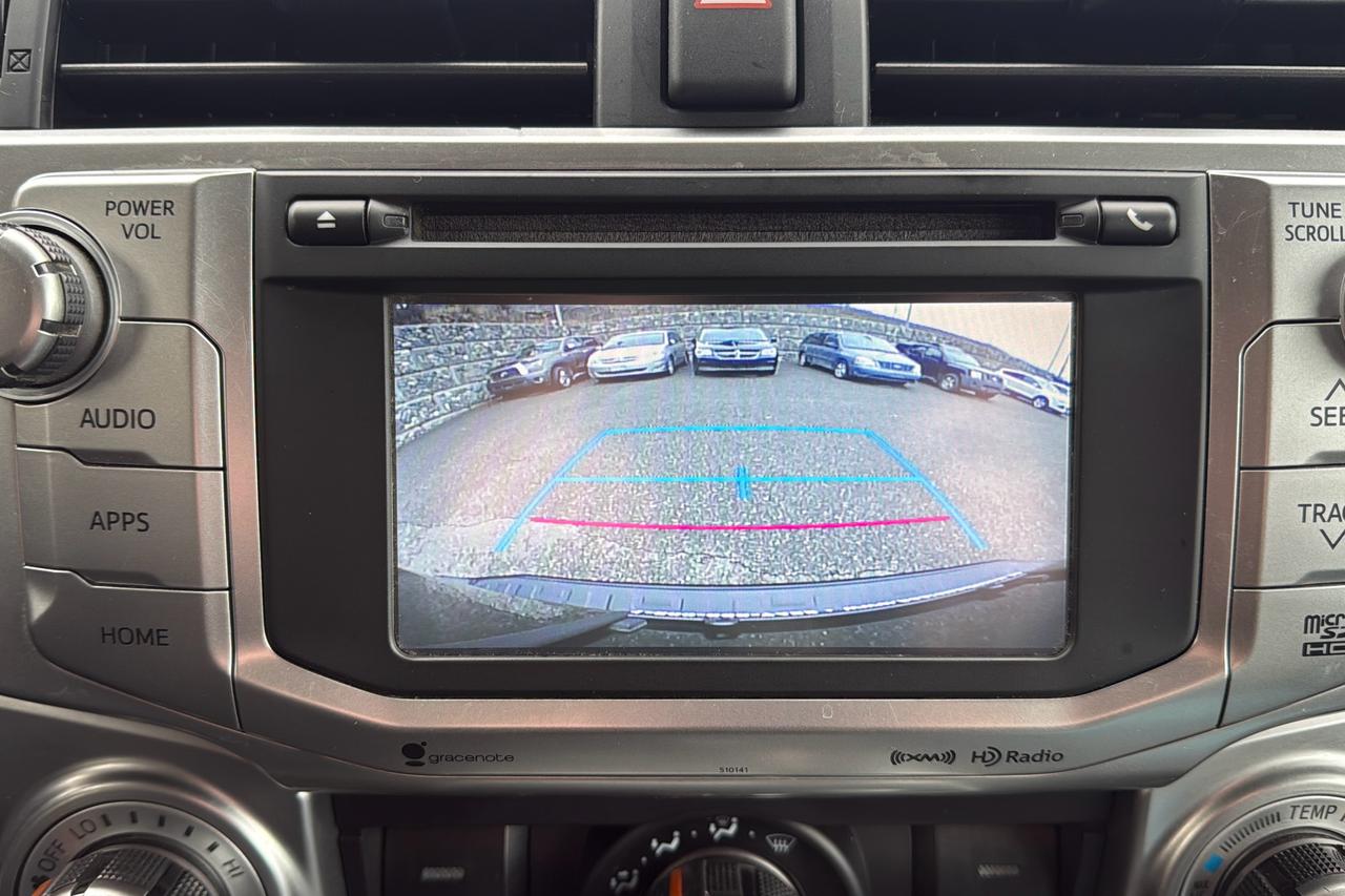 2017 Toyota 4Runner SR5 Premium Photo