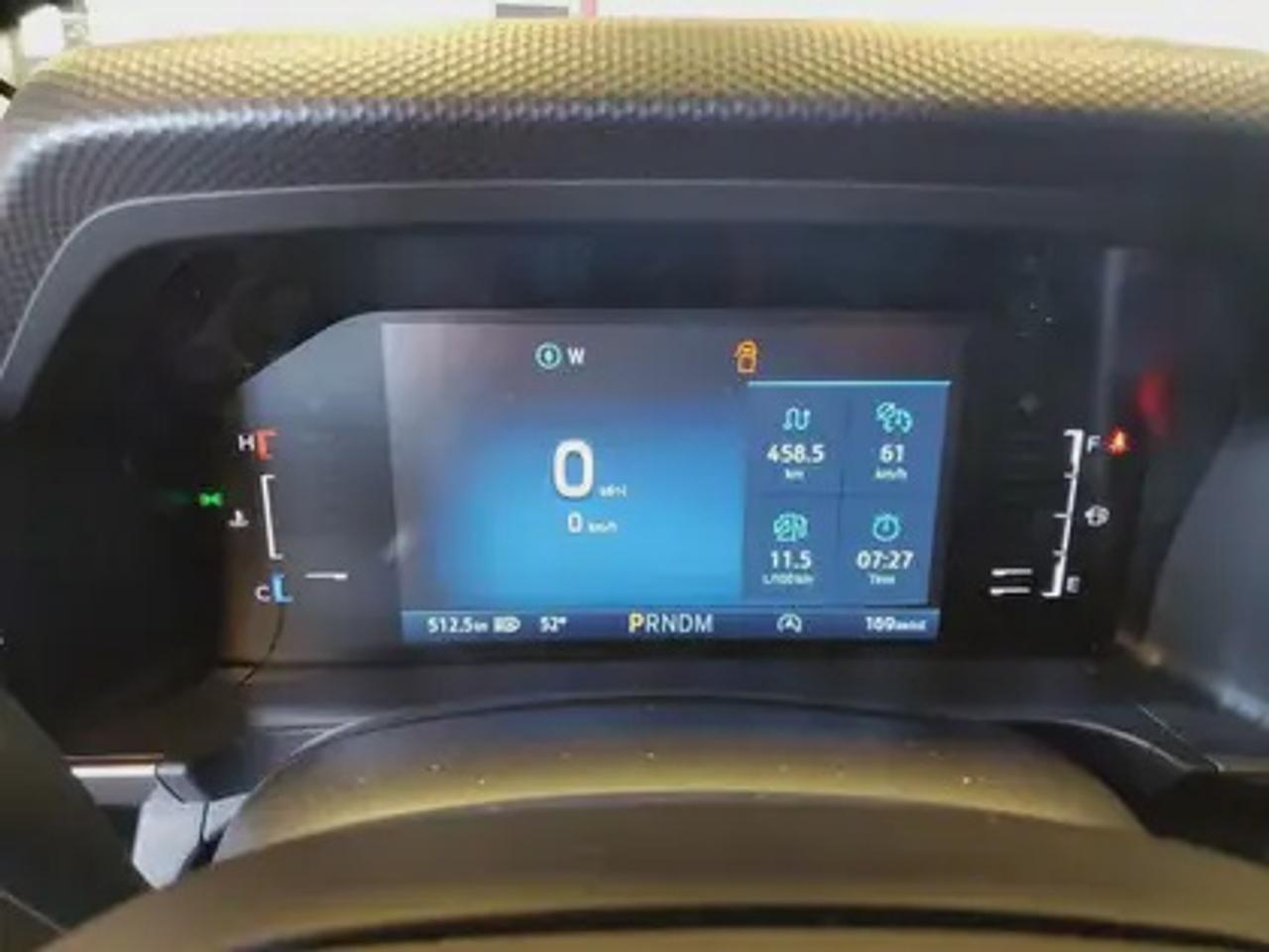 13700078