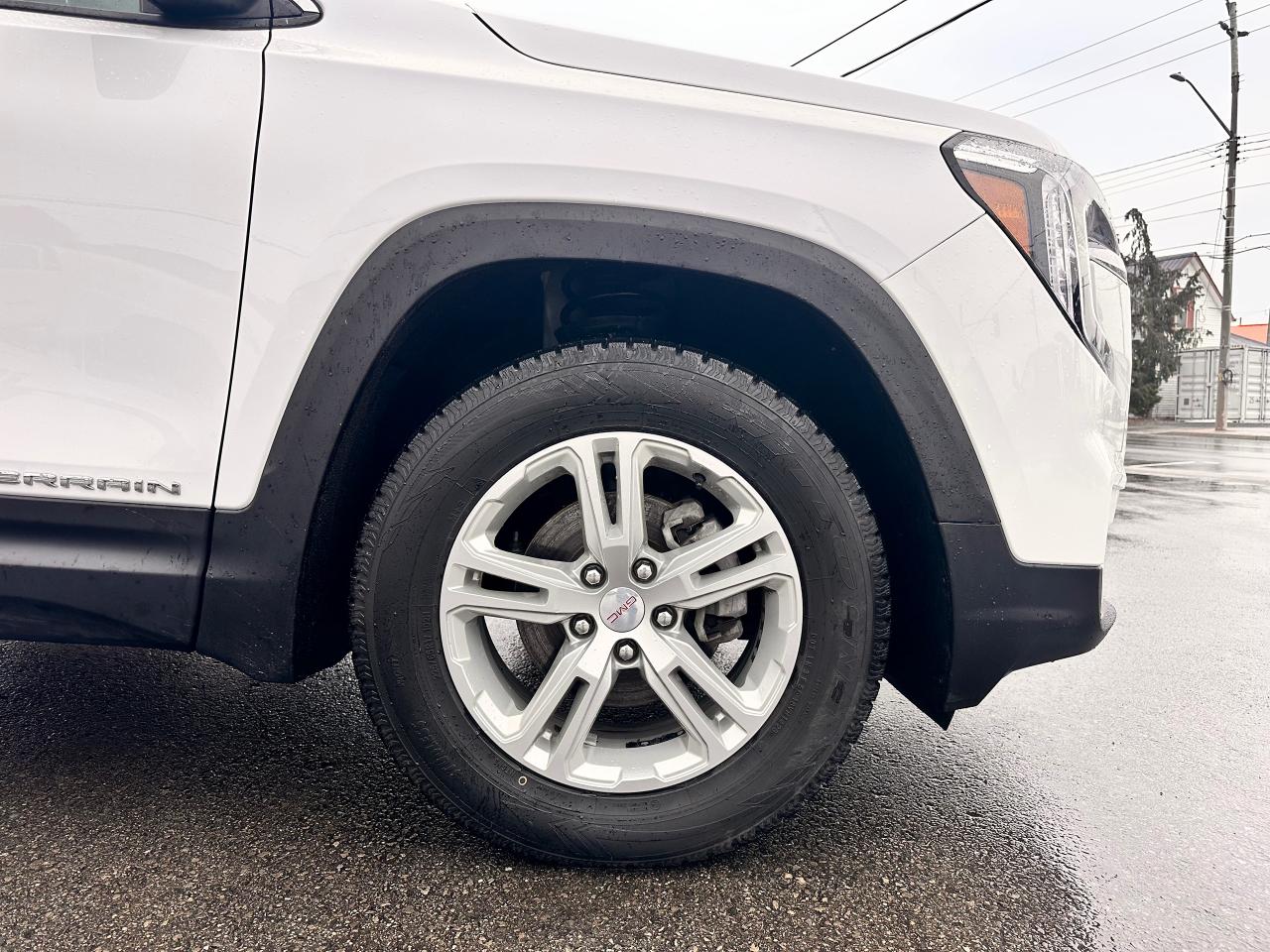 2023 GMC Terrain AWD, FULLY FINANCEABLE, HEATED SEATS, WARRANTY AVA Photo