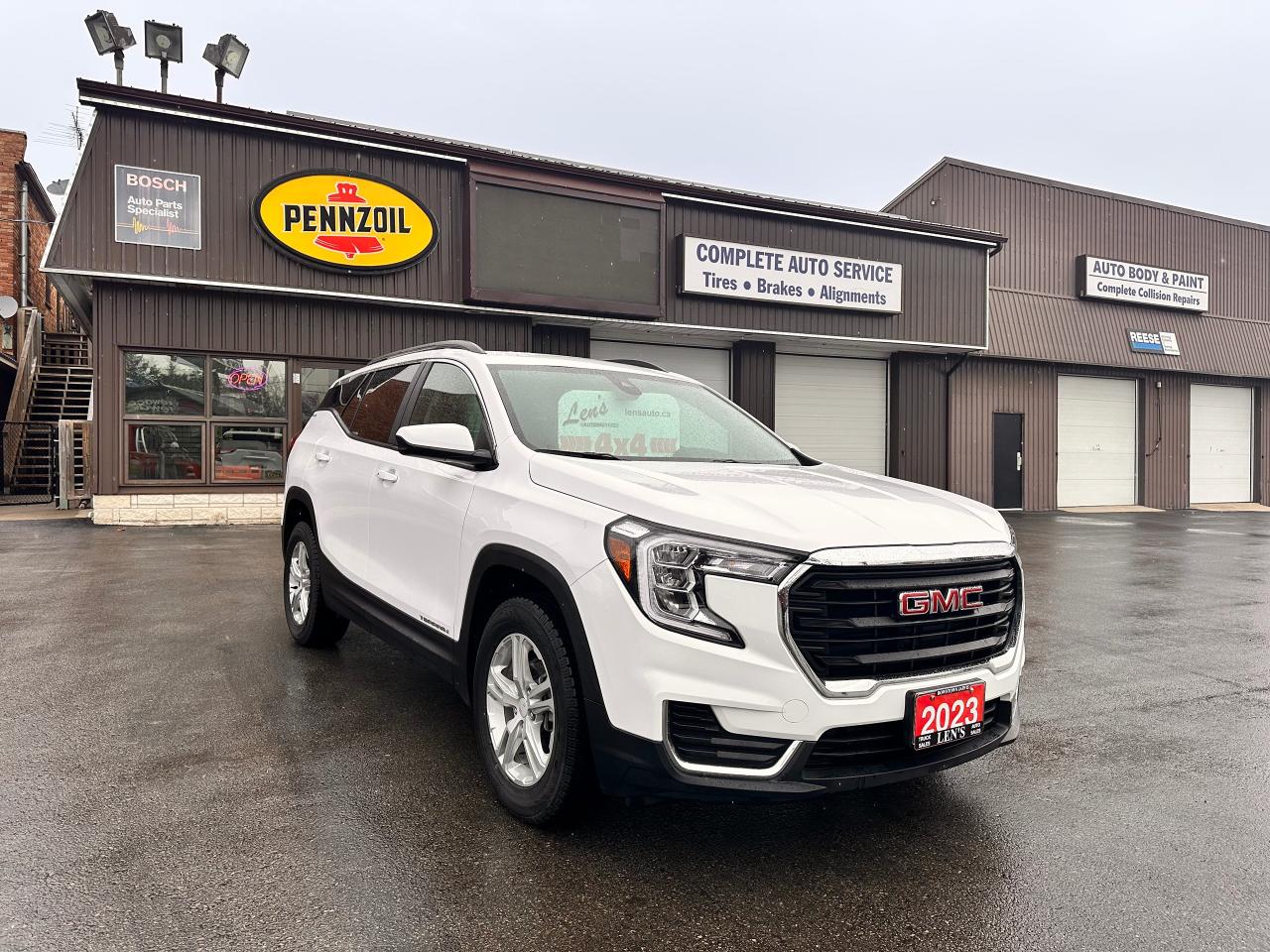 2023 GMC Terrain AWD, FULLY FINANCEABLE, HEATED SEATS, WARRANTY AVA Photo3