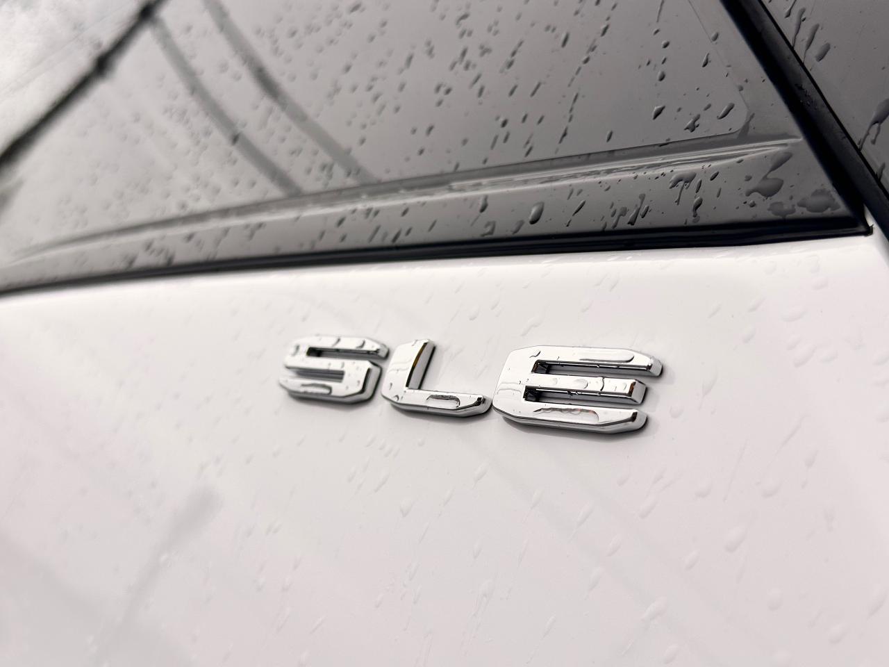 2023 GMC Terrain AWD, FULLY FINANCEABLE, HEATED SEATS, WARRANTY AVA Photo