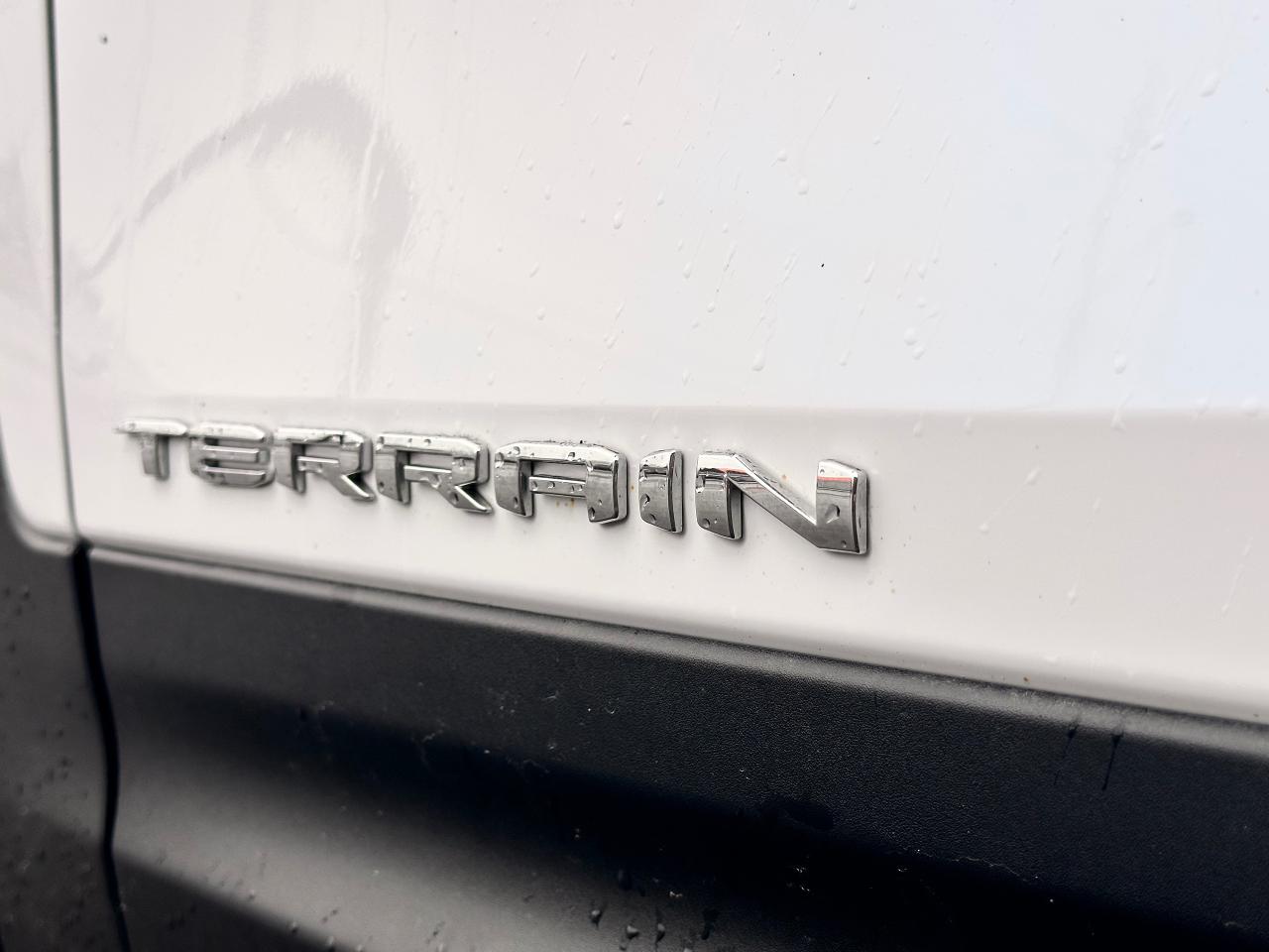 2023 GMC Terrain AWD, FULLY FINANCEABLE, HEATED SEATS, WARRANTY AVA Photo