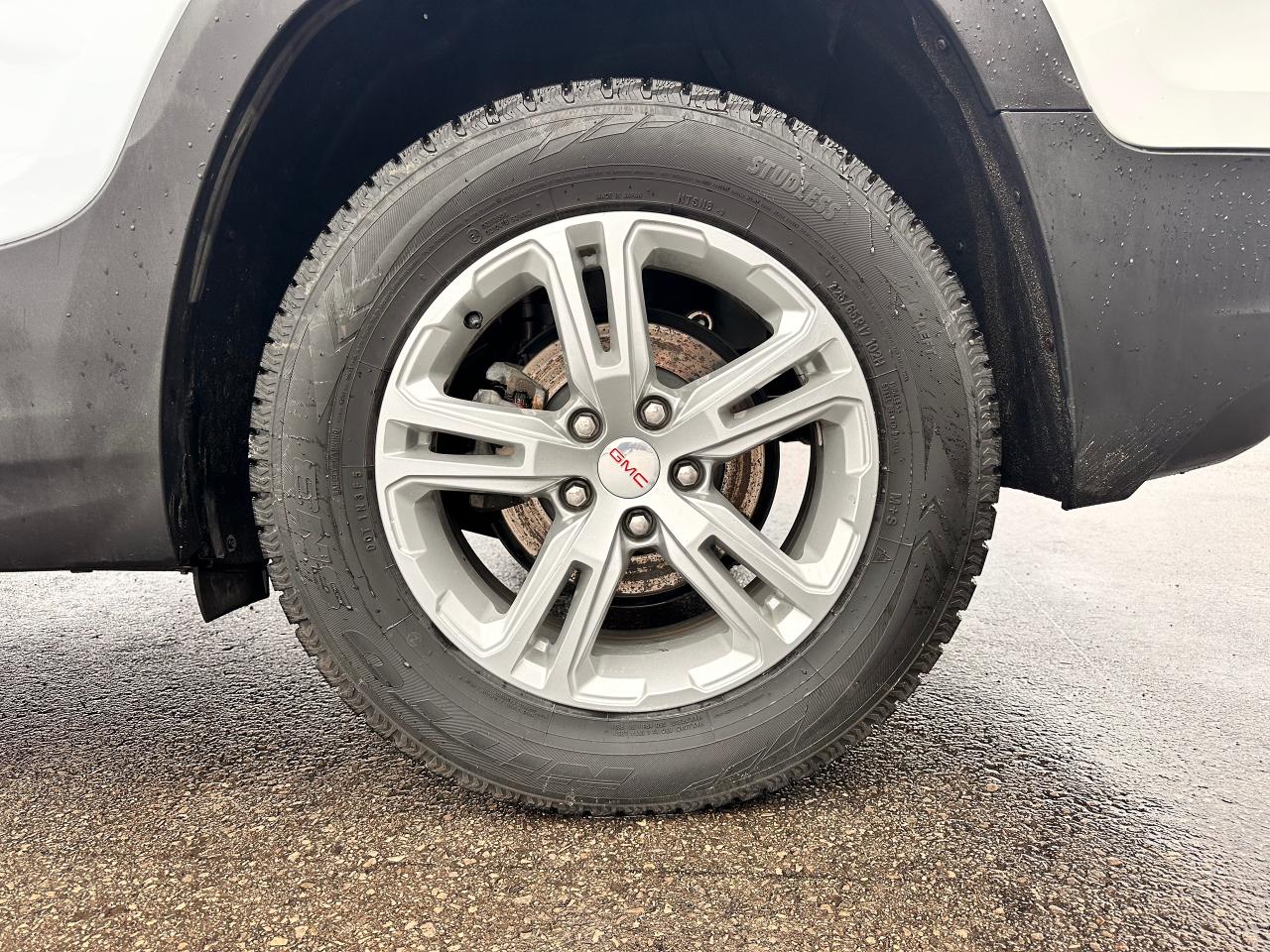 2023 GMC Terrain AWD, FULLY FINANCEABLE, HEATED SEATS, WARRANTY AVA Photo