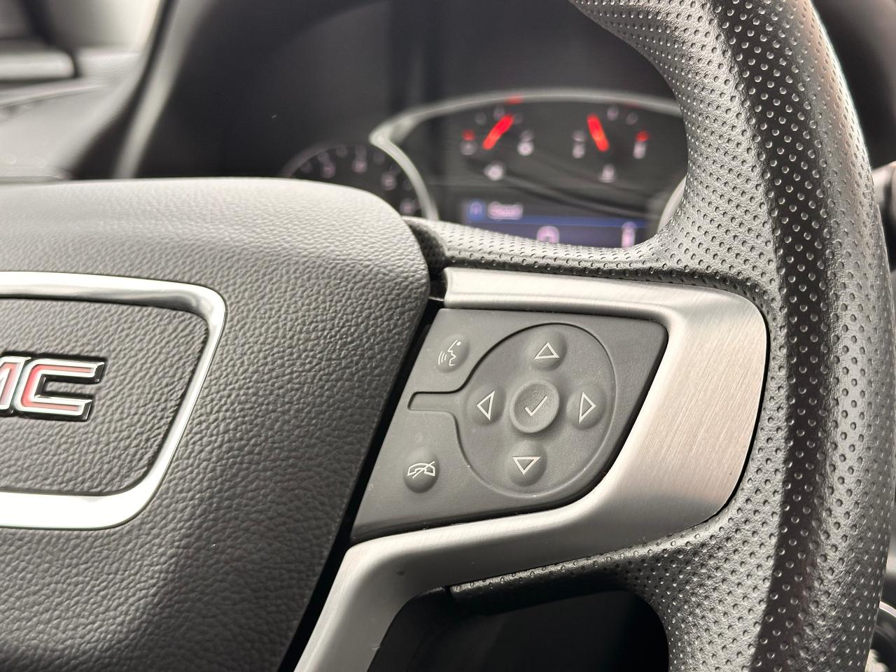 2023 GMC Terrain AWD, FULLY FINANCEABLE, HEATED SEATS, WARRANTY AVA Photo