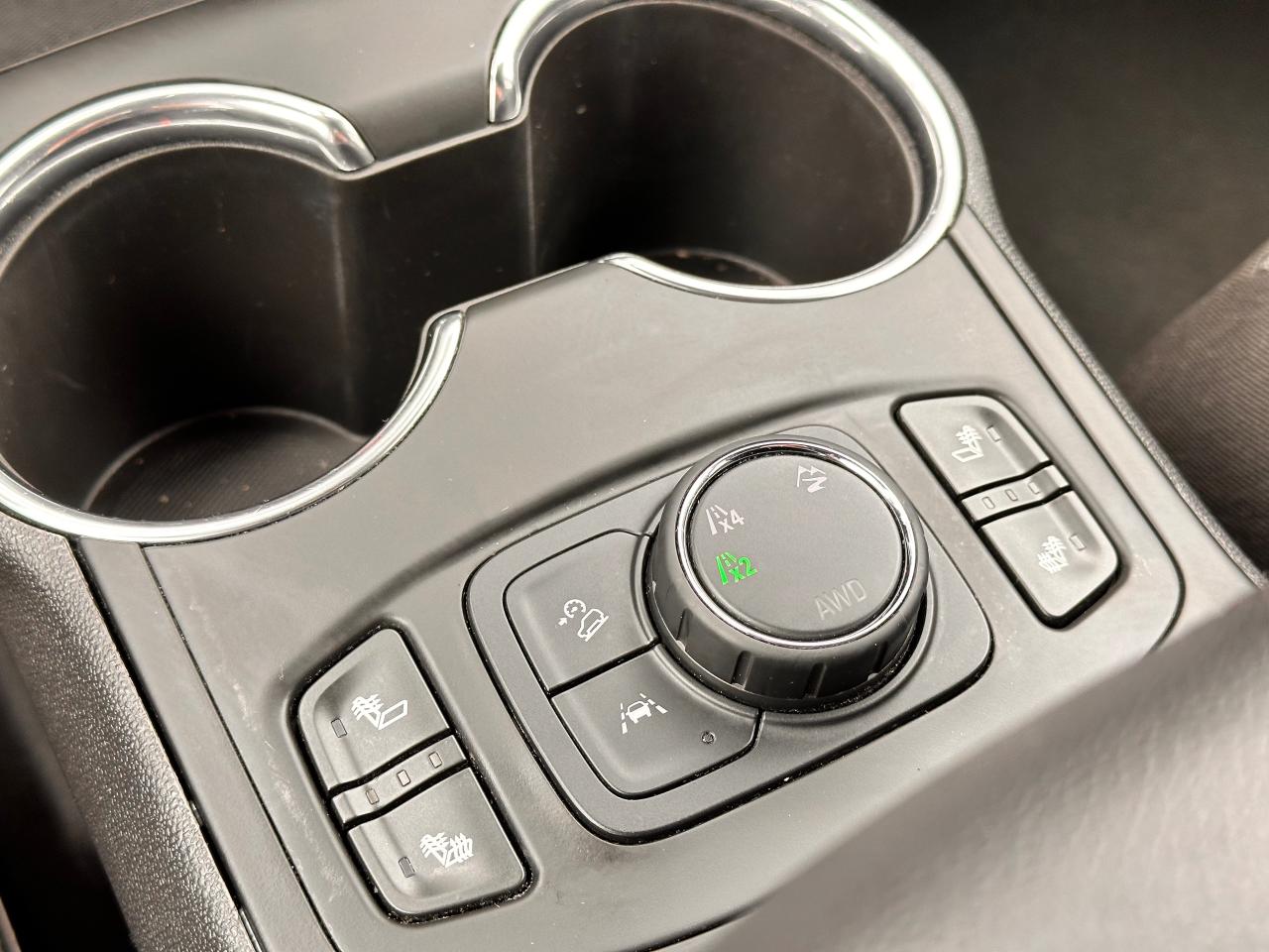 2023 GMC Terrain AWD, FULLY FINANCEABLE, HEATED SEATS, WARRANTY AVA Photo