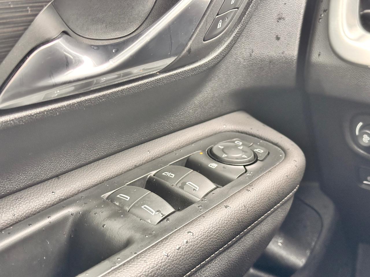 2023 GMC Terrain AWD, FULLY FINANCEABLE, HEATED SEATS, WARRANTY AVA Photo