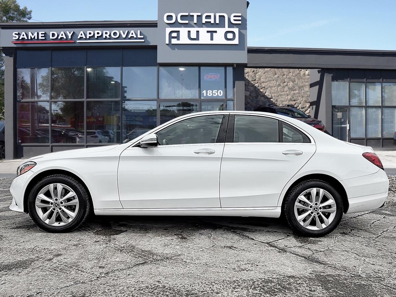 2020 Mercedes-Benz C-Class C300 4MATIC Photo4