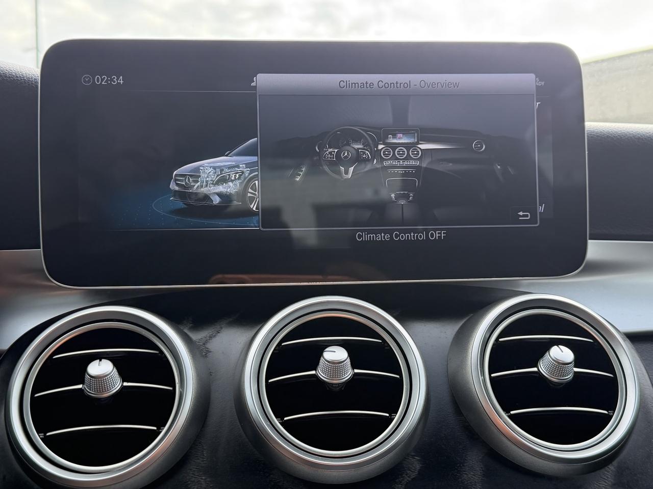 2020 Mercedes-Benz C-Class C300 4MATIC Photo