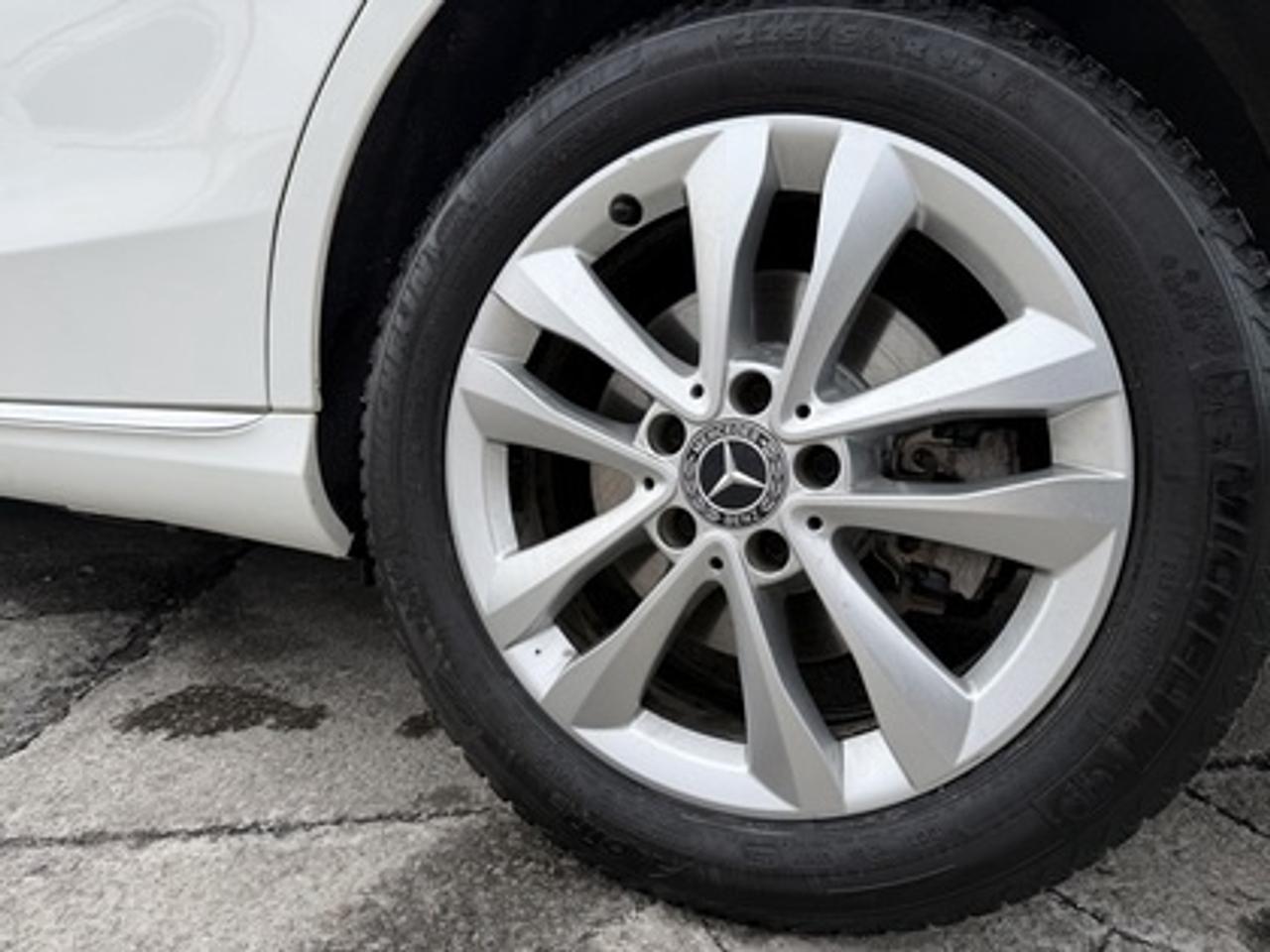 2020 Mercedes-Benz C-Class C300 4MATIC Photo