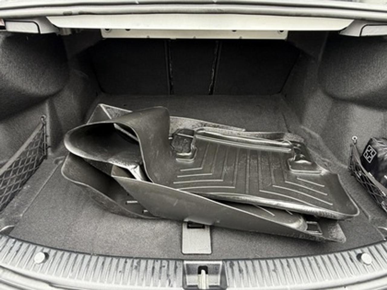 2020 Mercedes-Benz C-Class C300 4MATIC Photo