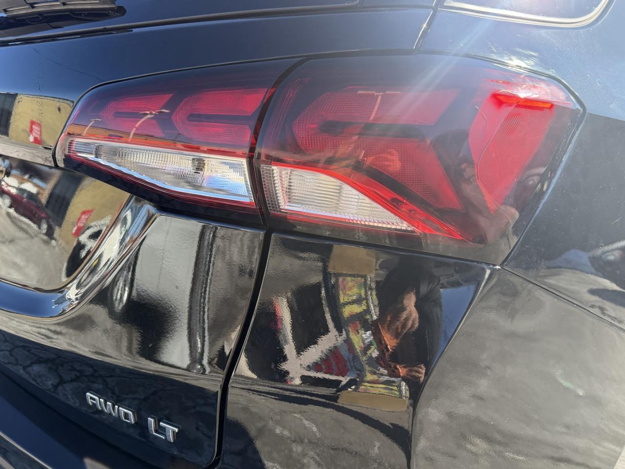 2022 Chevrolet Equinox AWD 4dr LT w-1LT Photo
