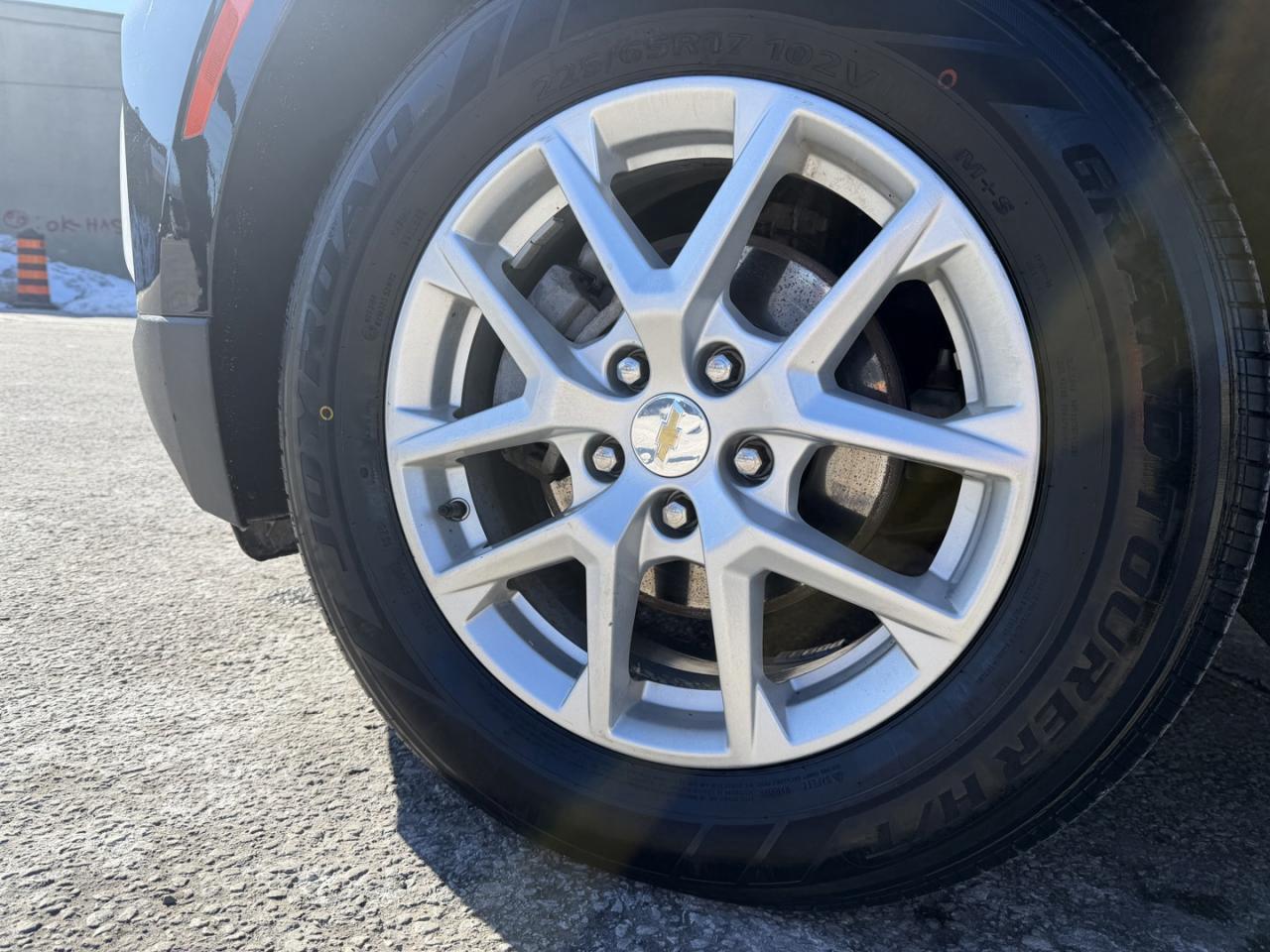 2022 Chevrolet Equinox AWD 4dr LT w-1LT Photo