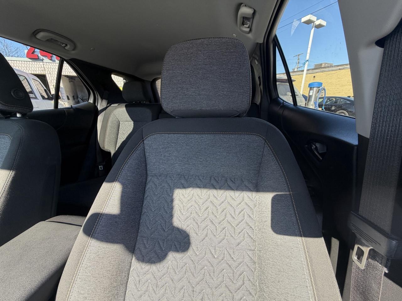 2022 Chevrolet Equinox AWD 4dr LT w-1LT Photo