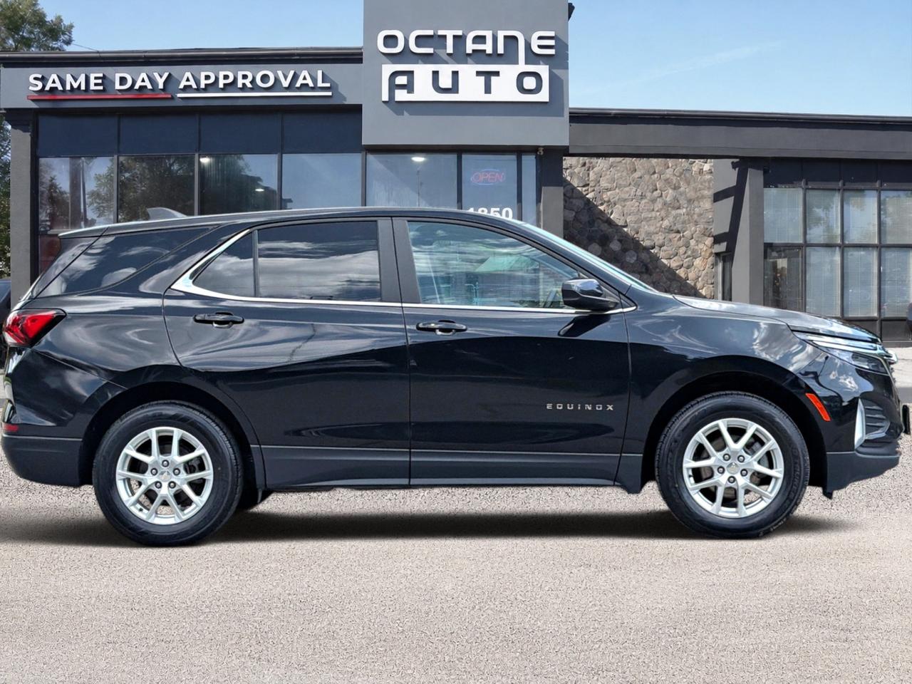 2022 Chevrolet Equinox AWD 4dr LT w-1LT Photo3
