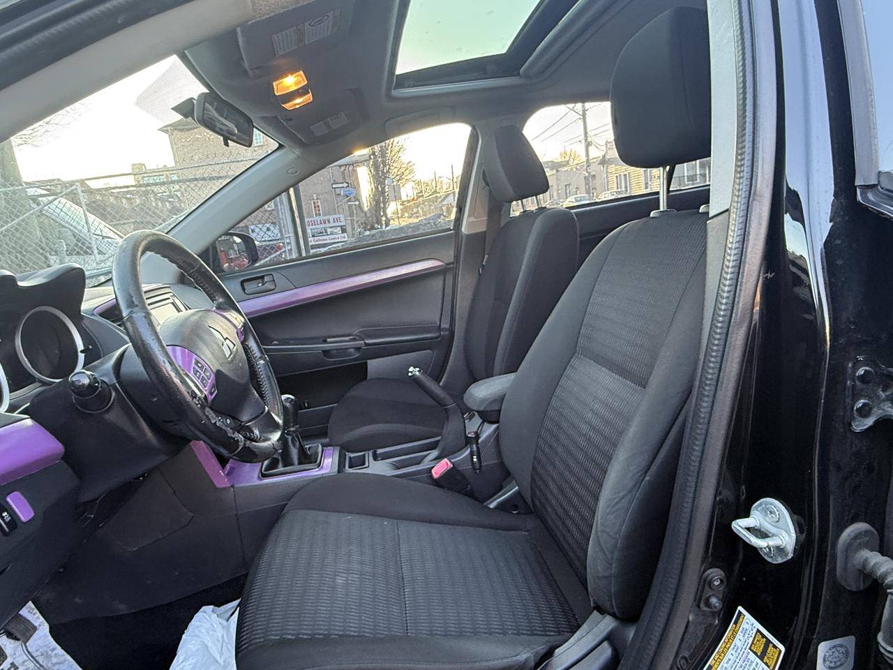 2017 Mitsubishi Lancer ES Photo