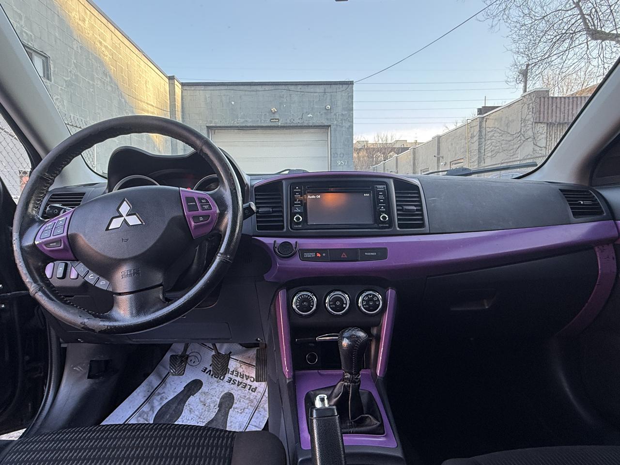 2017 Mitsubishi Lancer ES Photo