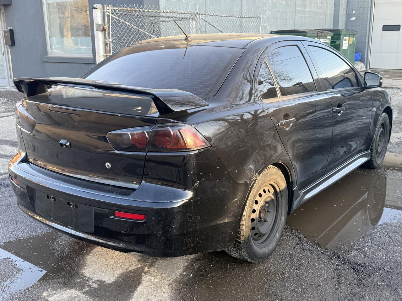 2017 Mitsubishi Lancer ES Photo4