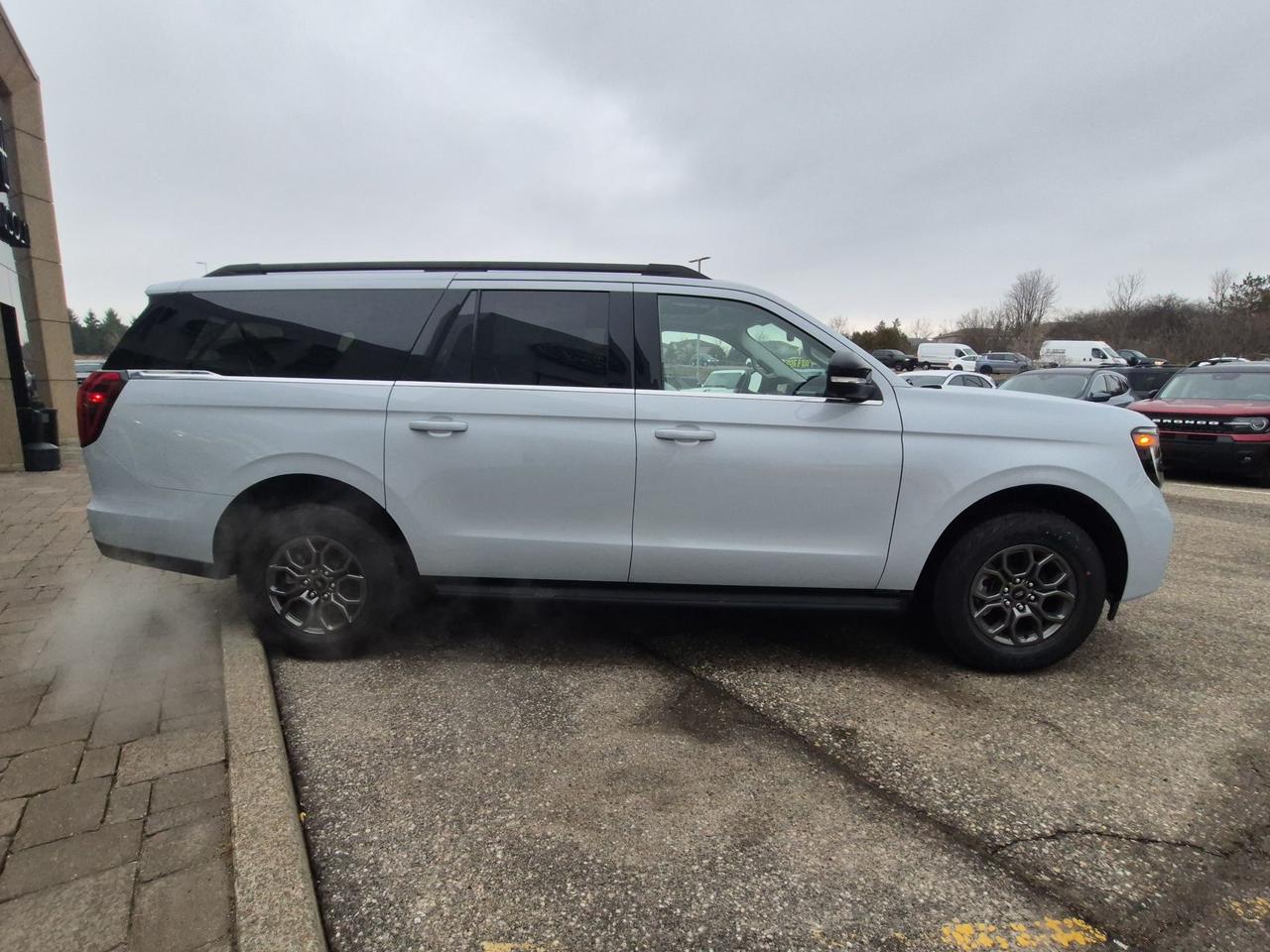 2026 Ford Expedition ACTIVE MAX,PANO ROOF,CO-PILOT 360,ADAPTIVE CRUISE Photo
