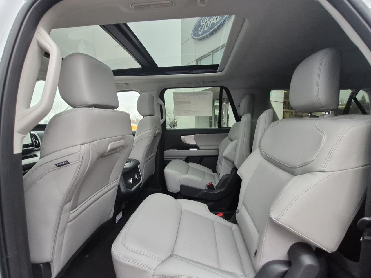 2026 Ford Expedition ACTIVE MAX,PANO ROOF,CO-PILOT 360,ADAPTIVE CRUISE Photo