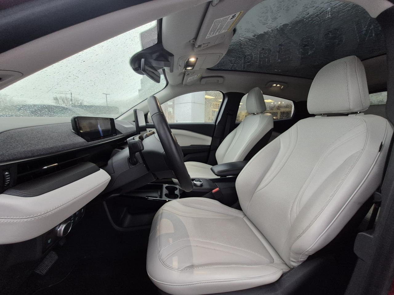 2022 Ford Mustang Mach-E MACH E PREMIUM, EXTENDED RANGE BATTERY, 360-CAMERA Photo