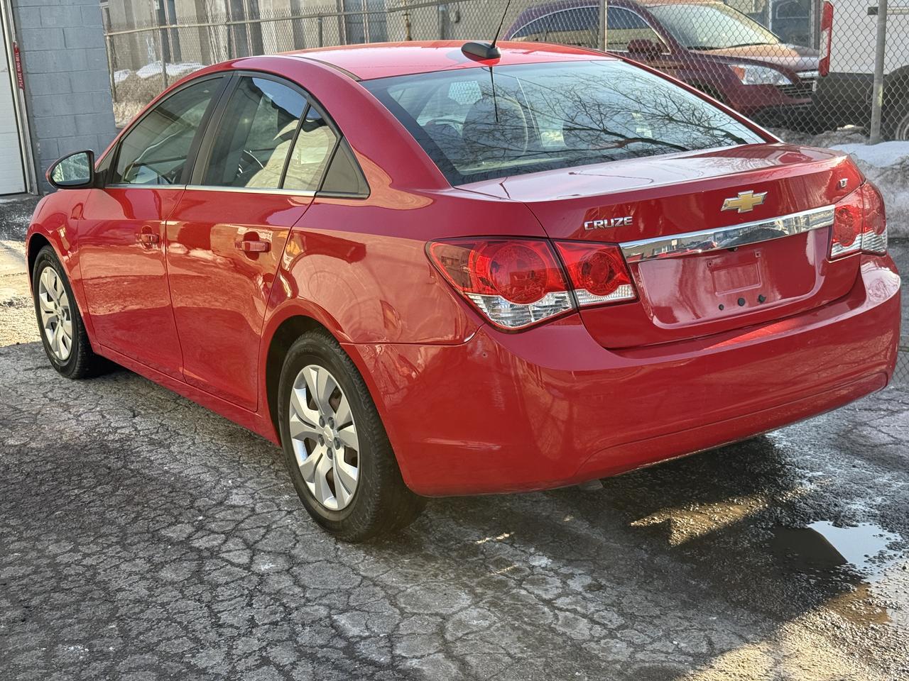 2015 Chevrolet Cruze 1LT Photo