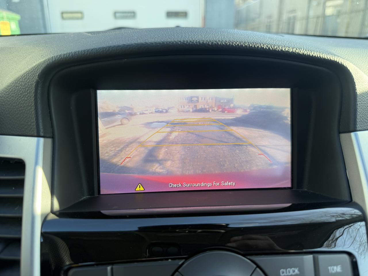 2015 Chevrolet Cruze 1LT Photo