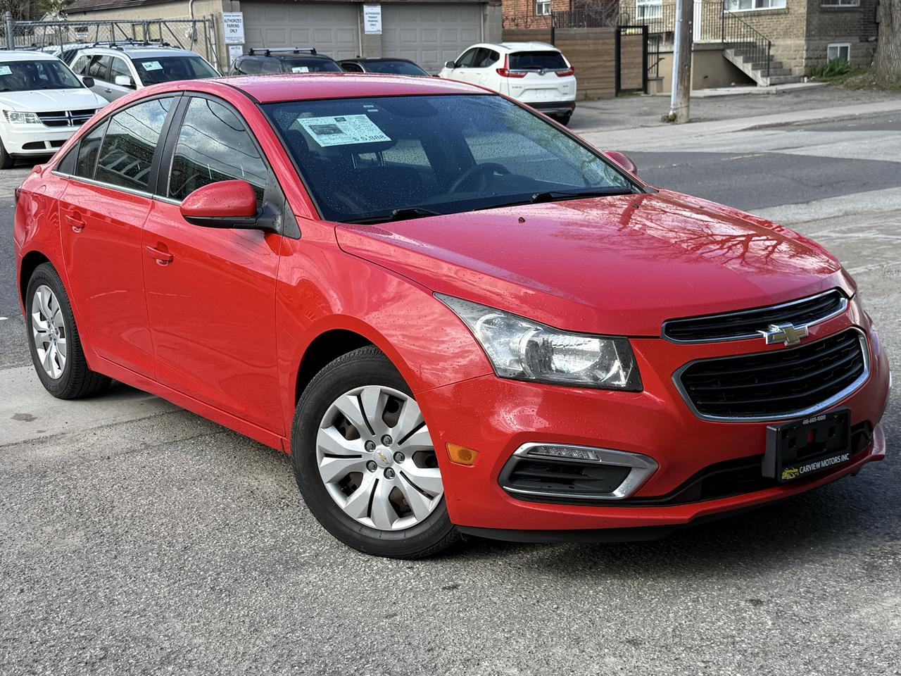 2015 Chevrolet Cruze 4dr Sdn 1LT Photo2