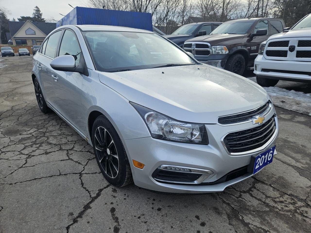 2016 Chevrolet Cruze LT - Photo #1