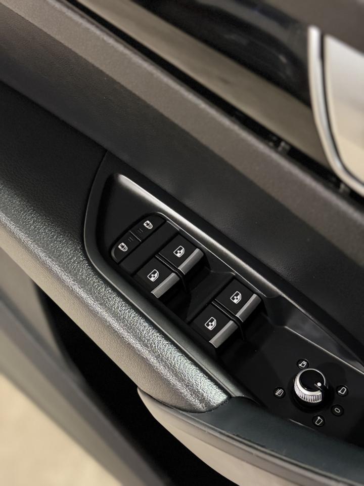 2021 Audi Q5 Progressiv S Line Black Optics Photo