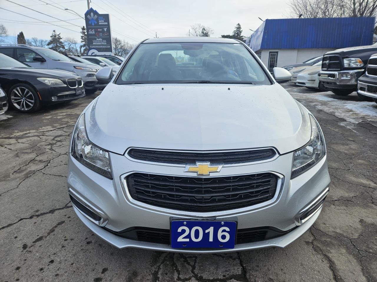 2016 Chevrolet Cruze LT Photo