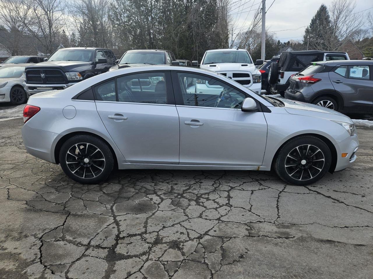 2016 Chevrolet Cruze LT Photo