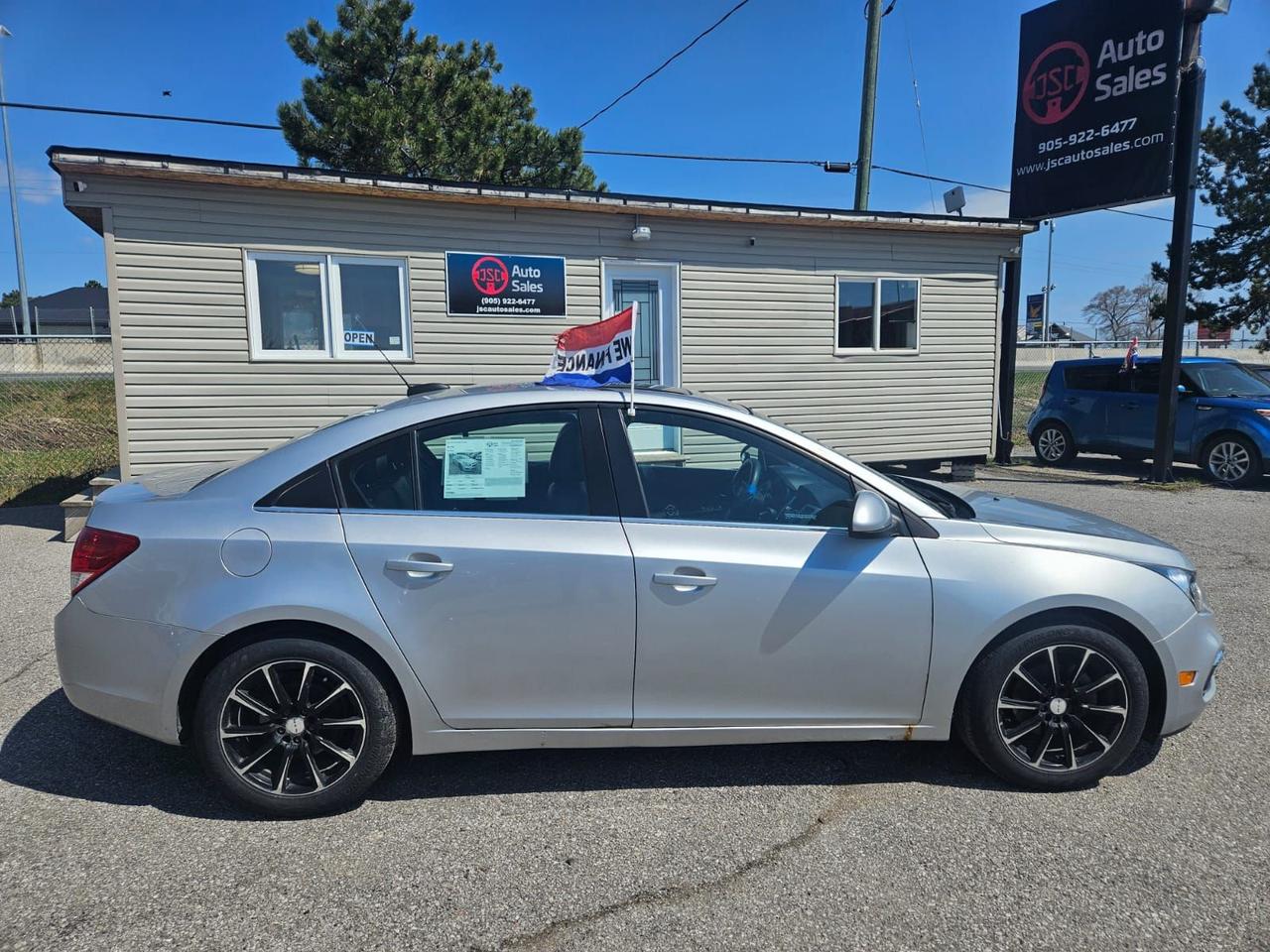 2016 Chevrolet Cruze LT Photo