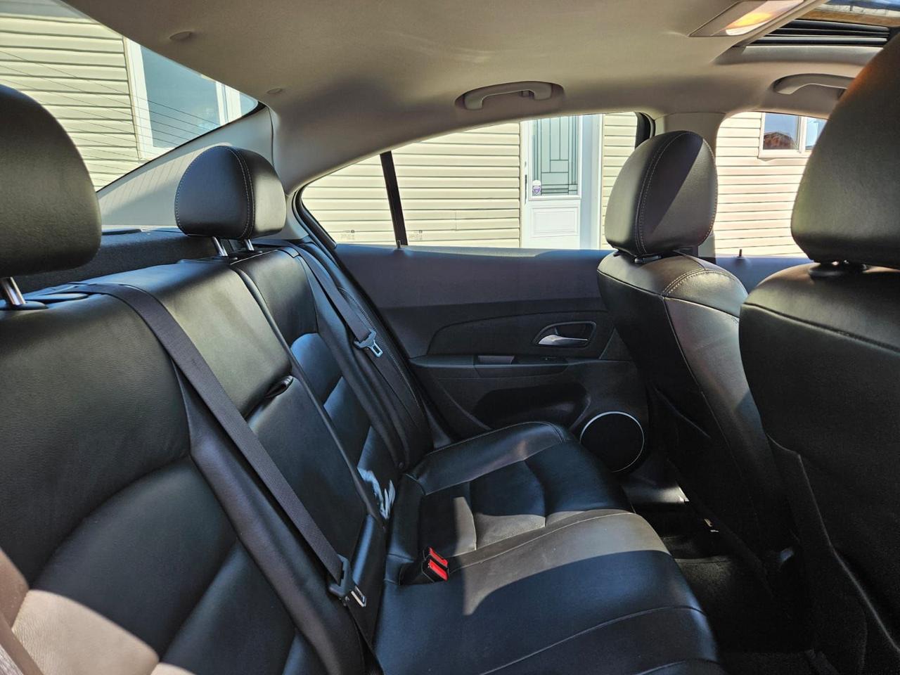 2016 Chevrolet Cruze LT Photo