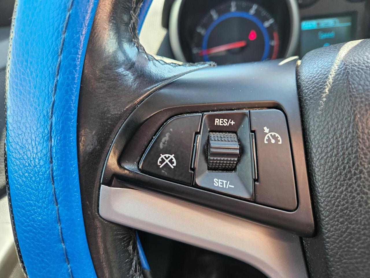 2016 Chevrolet Cruze LT Photo