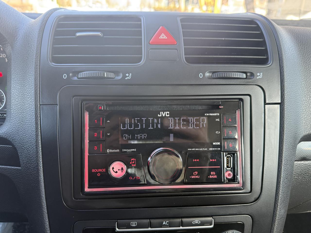 2010 Volkswagen Jetta comfortline Photo