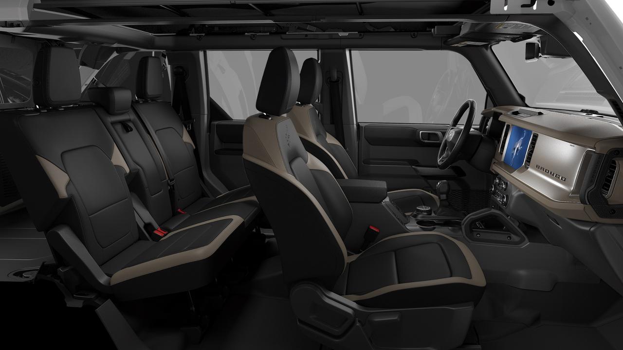 2026 Ford Bronco E8B0 OUTER BANKS 4 DOOR Photo