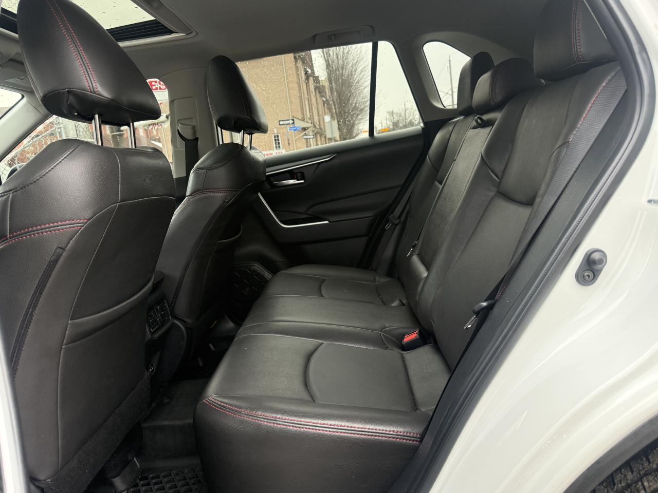 2023 Toyota RAV4 XLE Photo