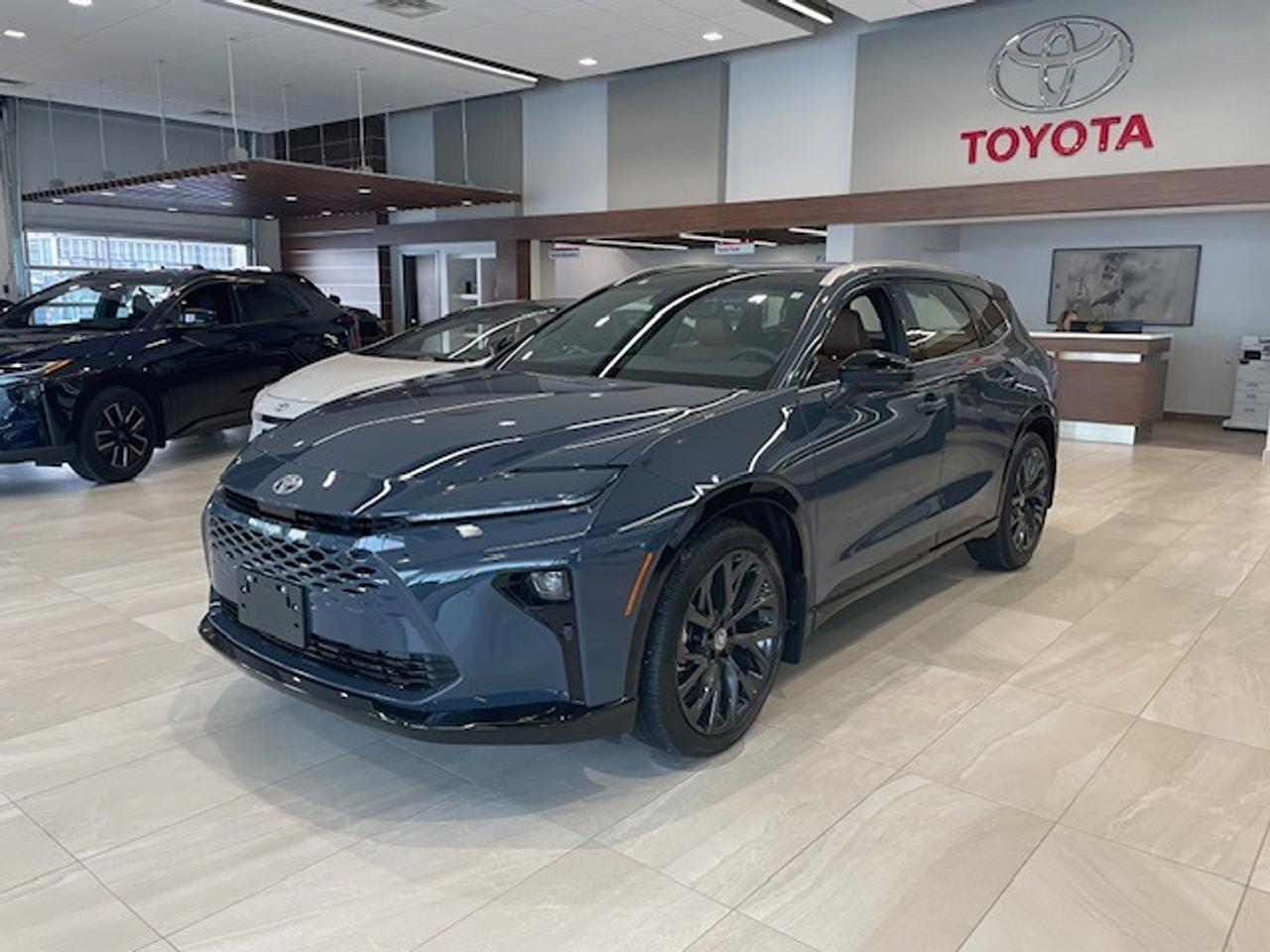 2026 Toyota Crown Signia limited tech pack Photo0