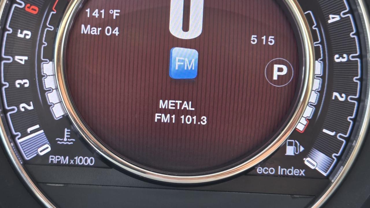 2015 Fiat 500c CONVERTIBLE, LOUNGE, ONLY 141KMS, CERTIFIED Photo