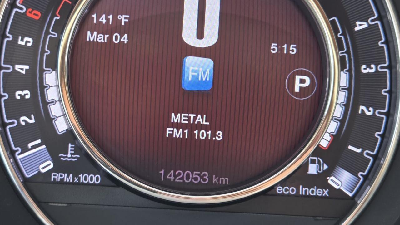 2015 Fiat 500c CONVERTIBLE, LOUNGE, ONLY 141KMS, CERTIFIED Photo